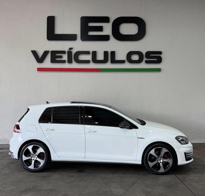 Volkswagen Golf GTI 2014 à venda – Esportivo, Turbo e com Teto Solar