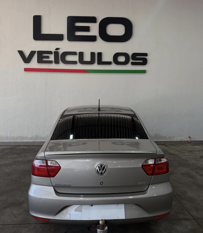 Voyage Comfortline 2017 à Venda | Completo, Conservado e de Luxo - Leo Veículos