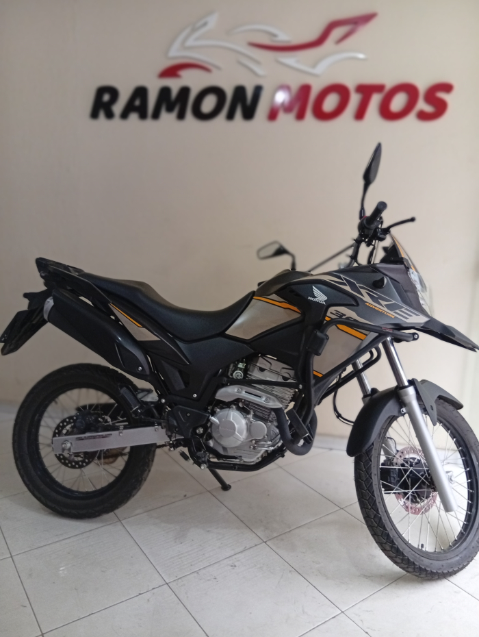 XRE 300 2023 adventure 